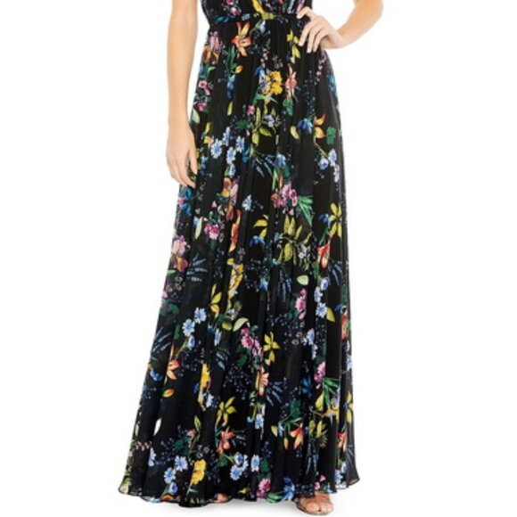 Mac Duggal Black Multi Pleated Floral Cap Sleeve A Line Gown - Picture 2 of 5